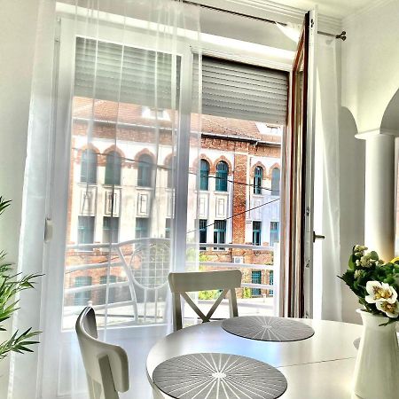 Mirell Apartman セゲド エクステリア 写真