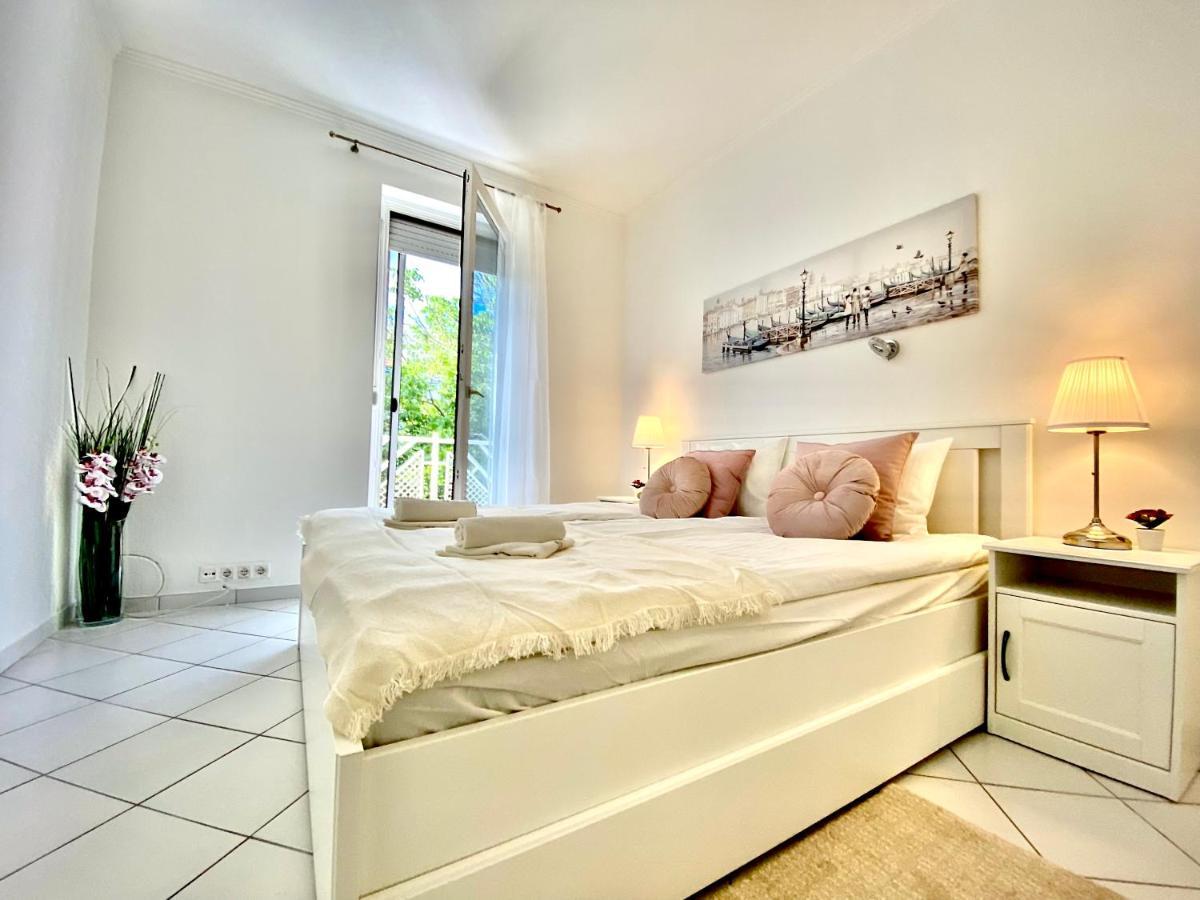Mirell Apartman セゲド エクステリア 写真