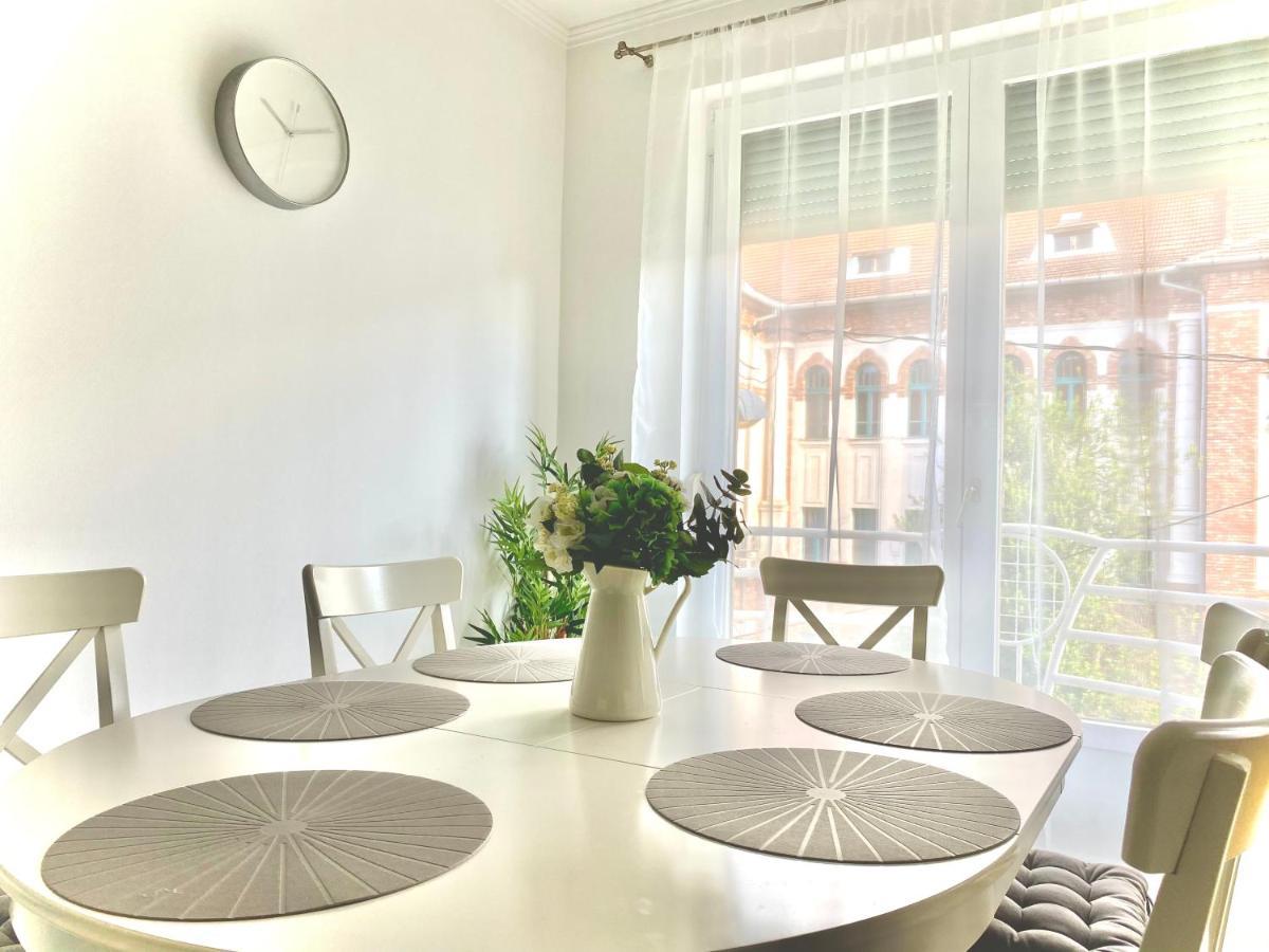 Mirell Apartman セゲド エクステリア 写真
